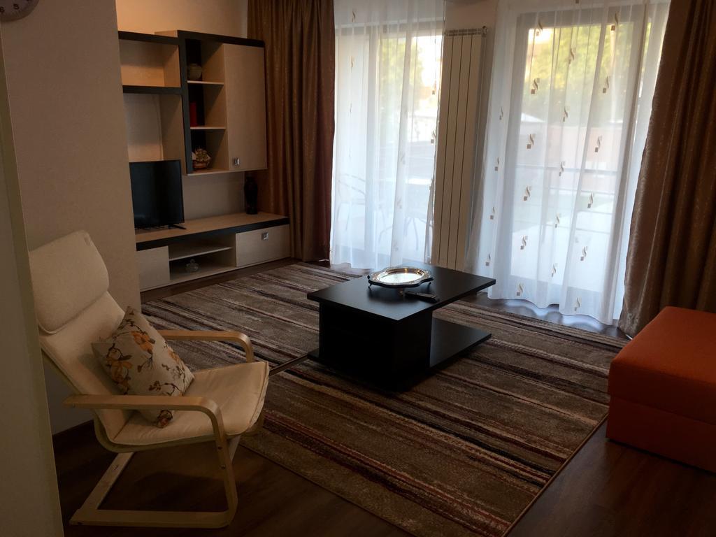 M13 Apartments Năvodari Eksteriør billede