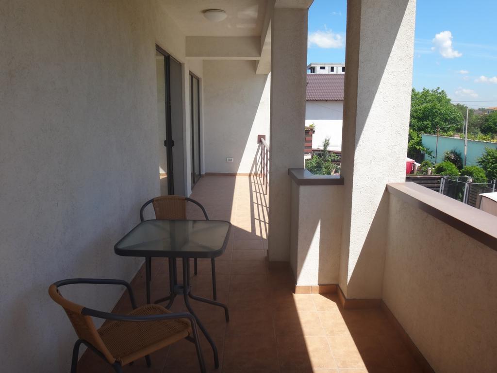 M13 Apartments Năvodari Eksteriør billede