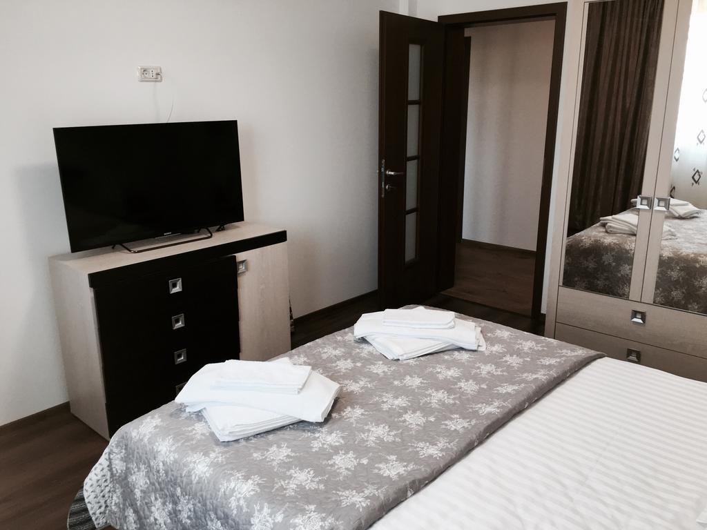 M13 Apartments Năvodari Eksteriør billede